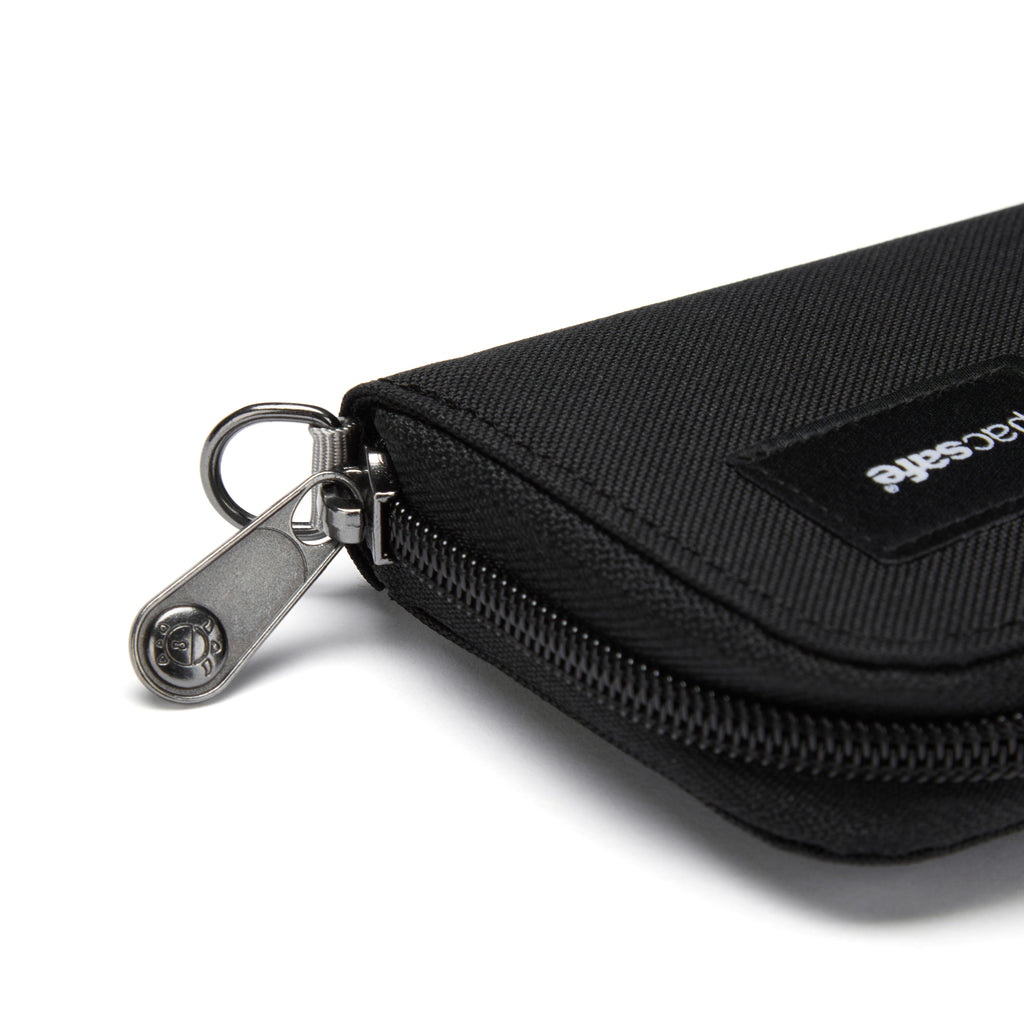 Pacsafe® RFIDsafe® RFID 屏蔽咭片銀包