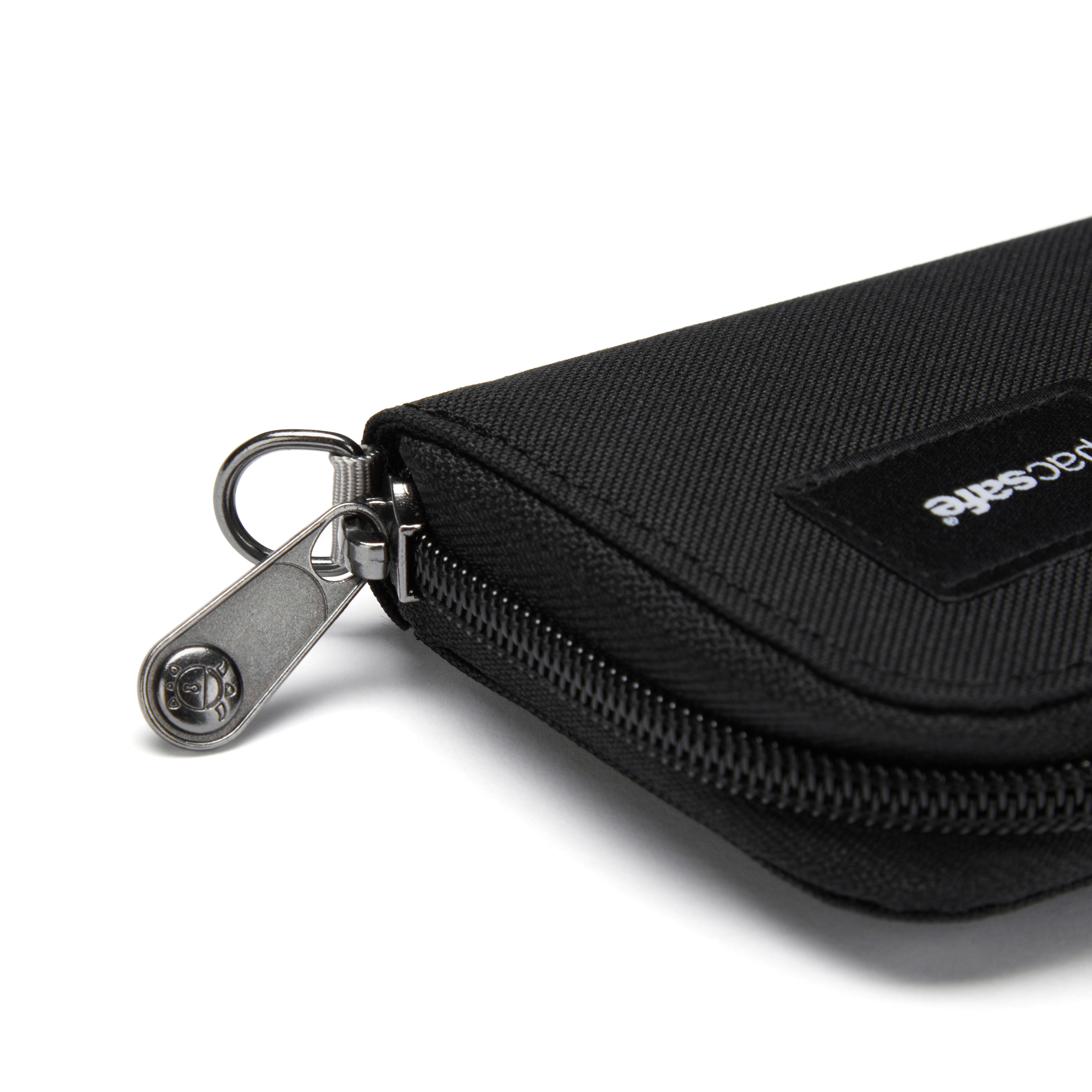 Pacsafe® RFIDsafe® RFID 屏蔽咭片銀包
