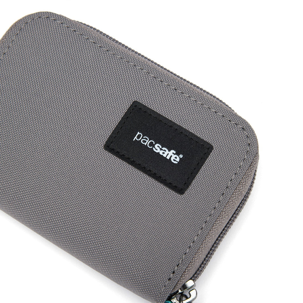 Pacsafe® RFIDsafe® RFID 屏蔽咭片銀包