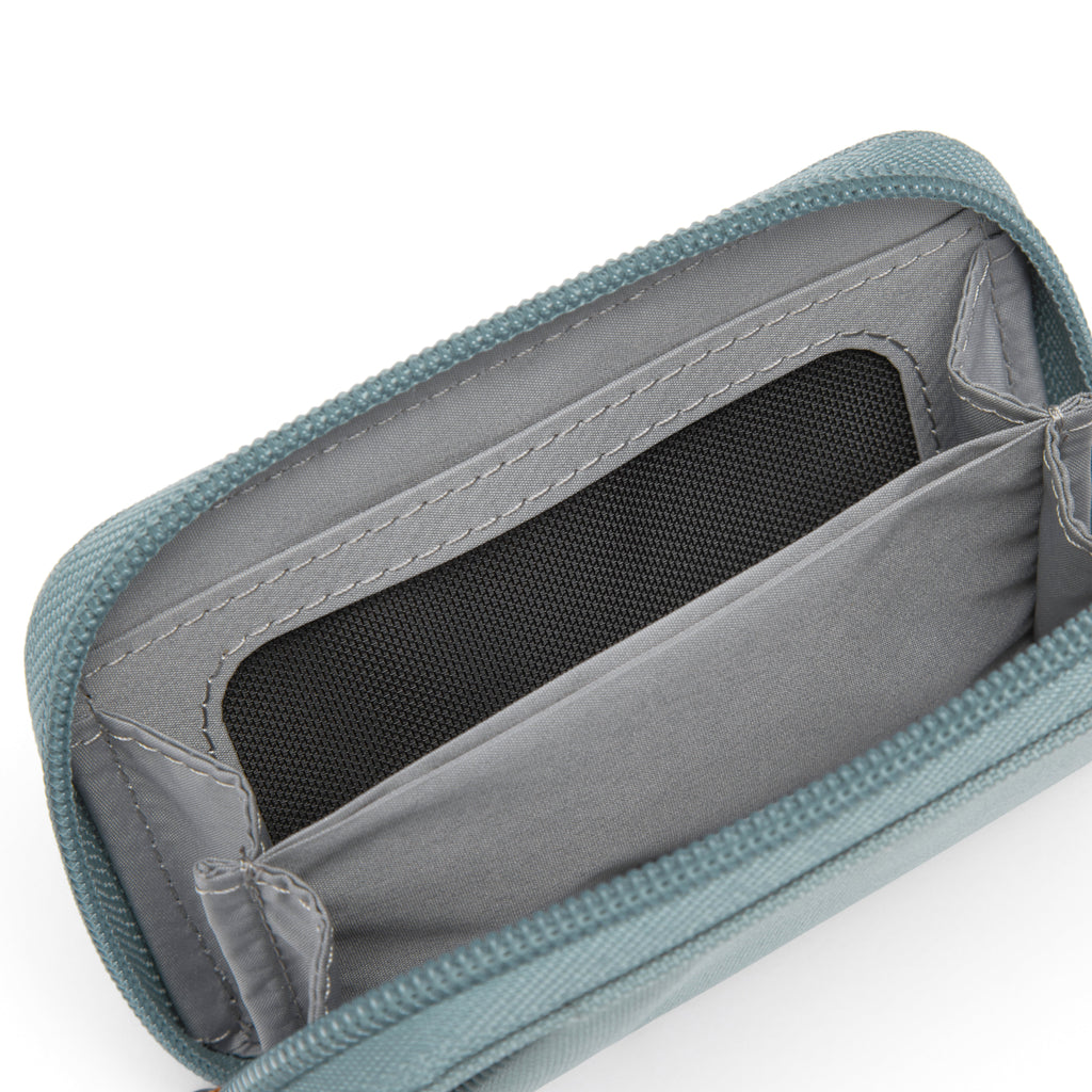 Pacsafe® RFIDsafe® RFID 屏蔽咭片銀包