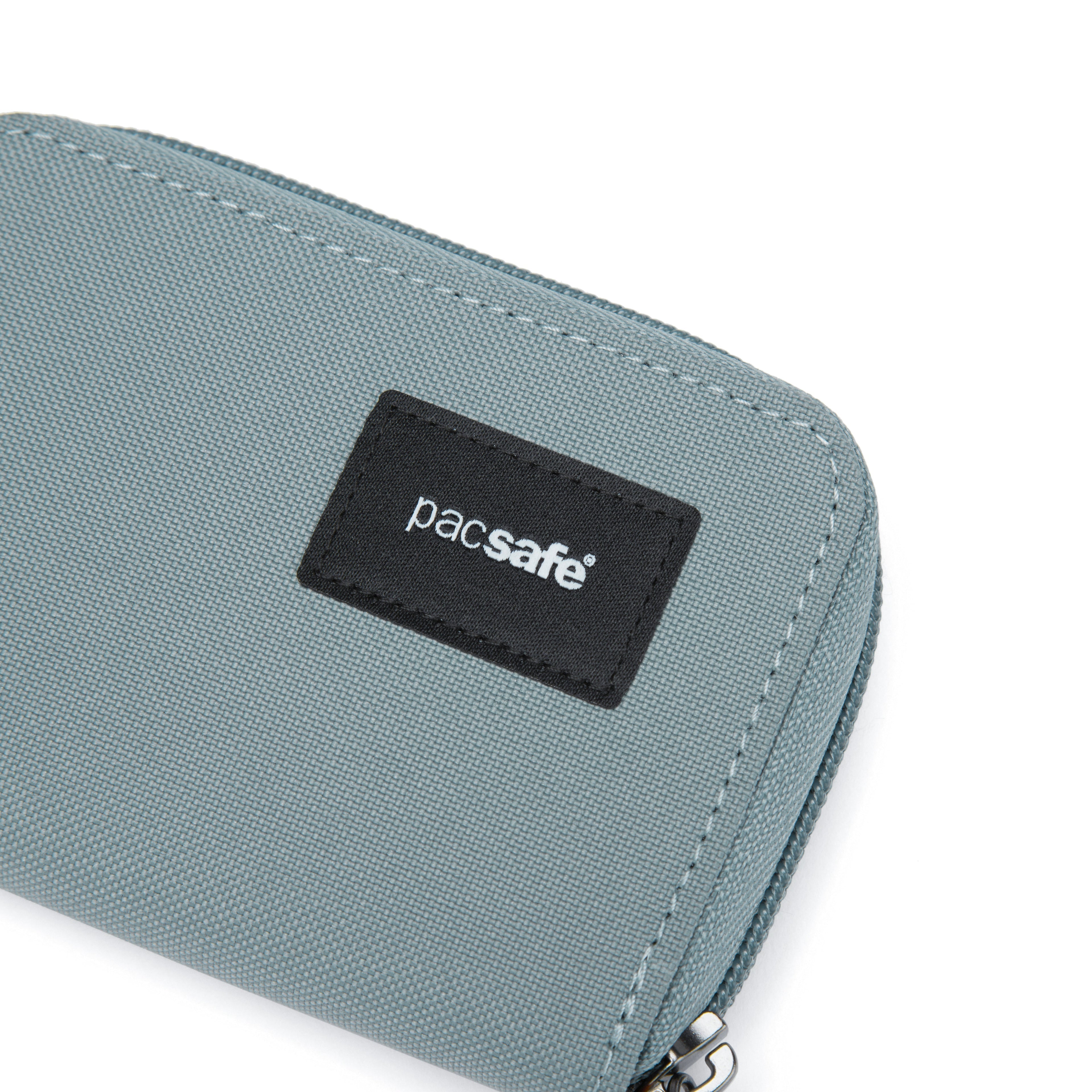Pacsafe® RFIDsafe® RFID 屏蔽咭片銀包