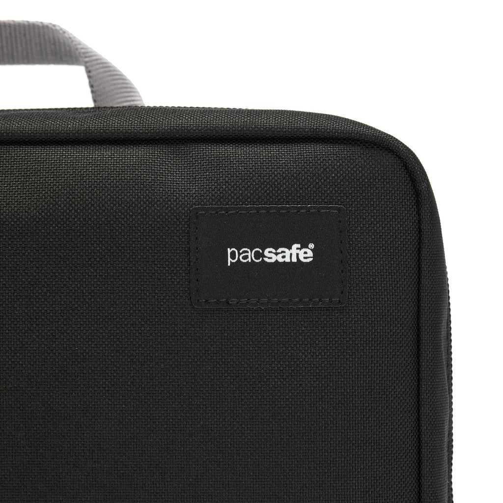 Pacsafe® RFIDsafe® RFID 屏蔽裝備小袋