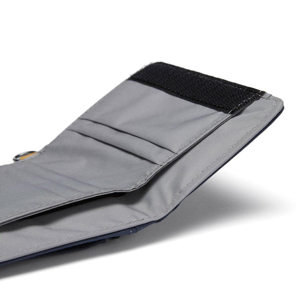 RFIDsafe® RFID 屏敝三摺銀包