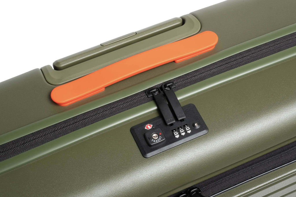 READY-TO-ROLL CARRY-ON SUITCASE