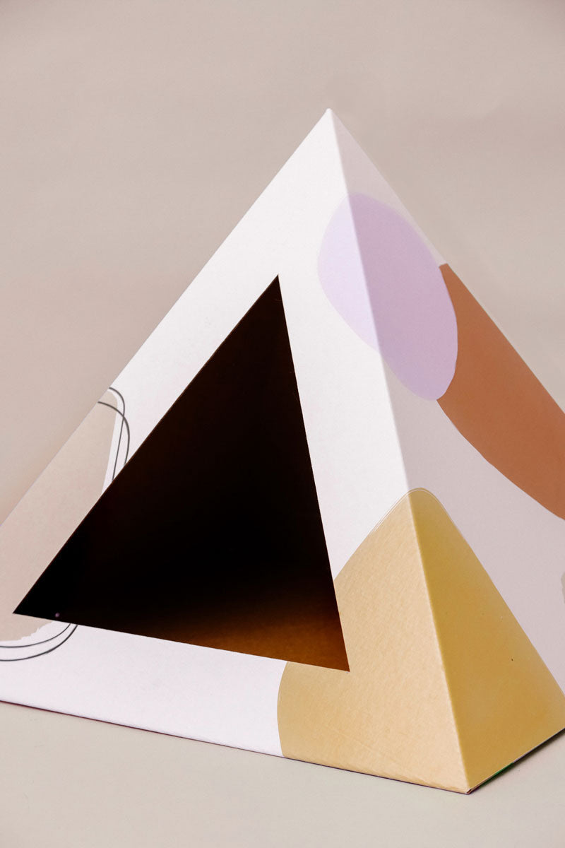 Kitty Kardboard® 'Abstract' Cat Pyramid