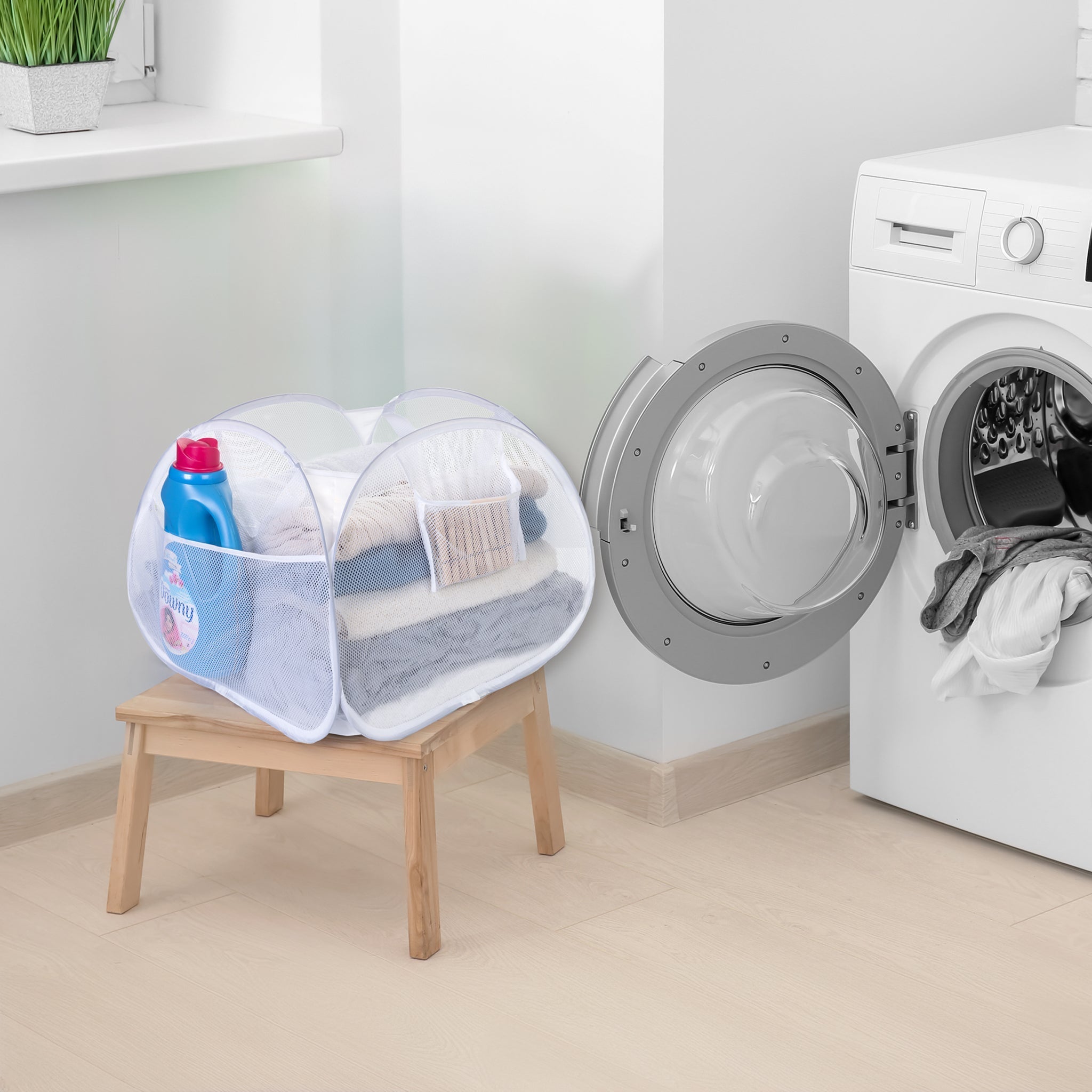 Pyramid Pop-Up Hamper – Blue or White