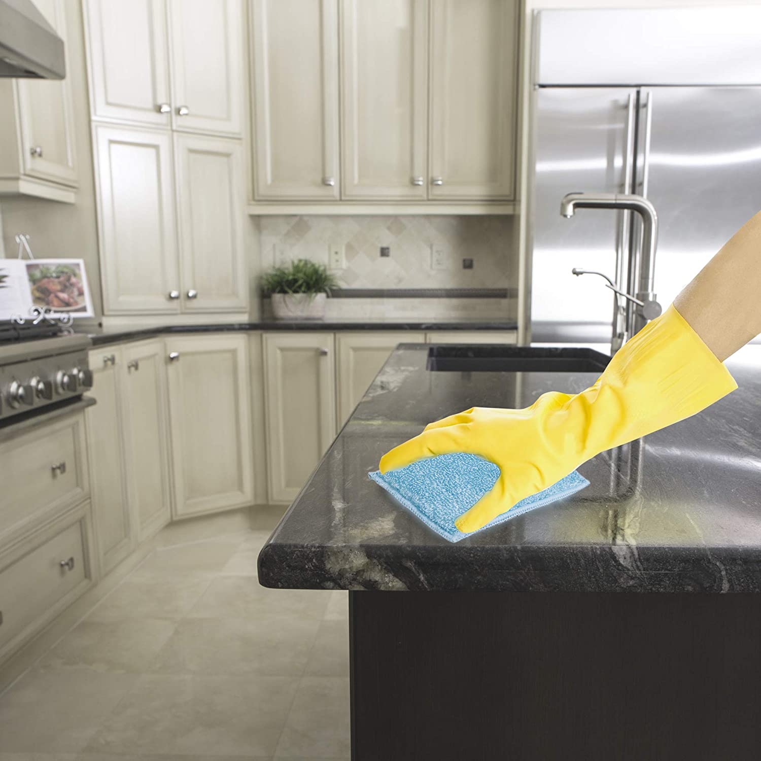 Heavy Duty Scrub Sponge with Odorless Bamboo and Rayon Fiber