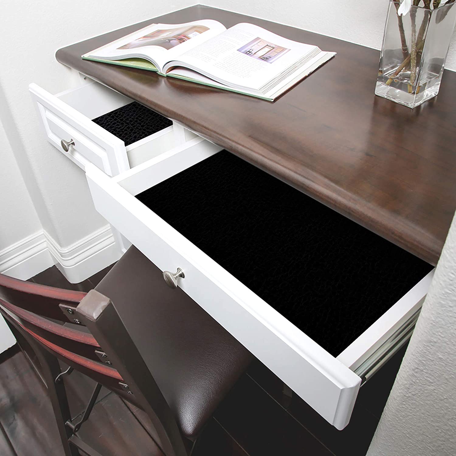 Master Solid Grip Shelf Liner - 18 Inch x 24 Feet