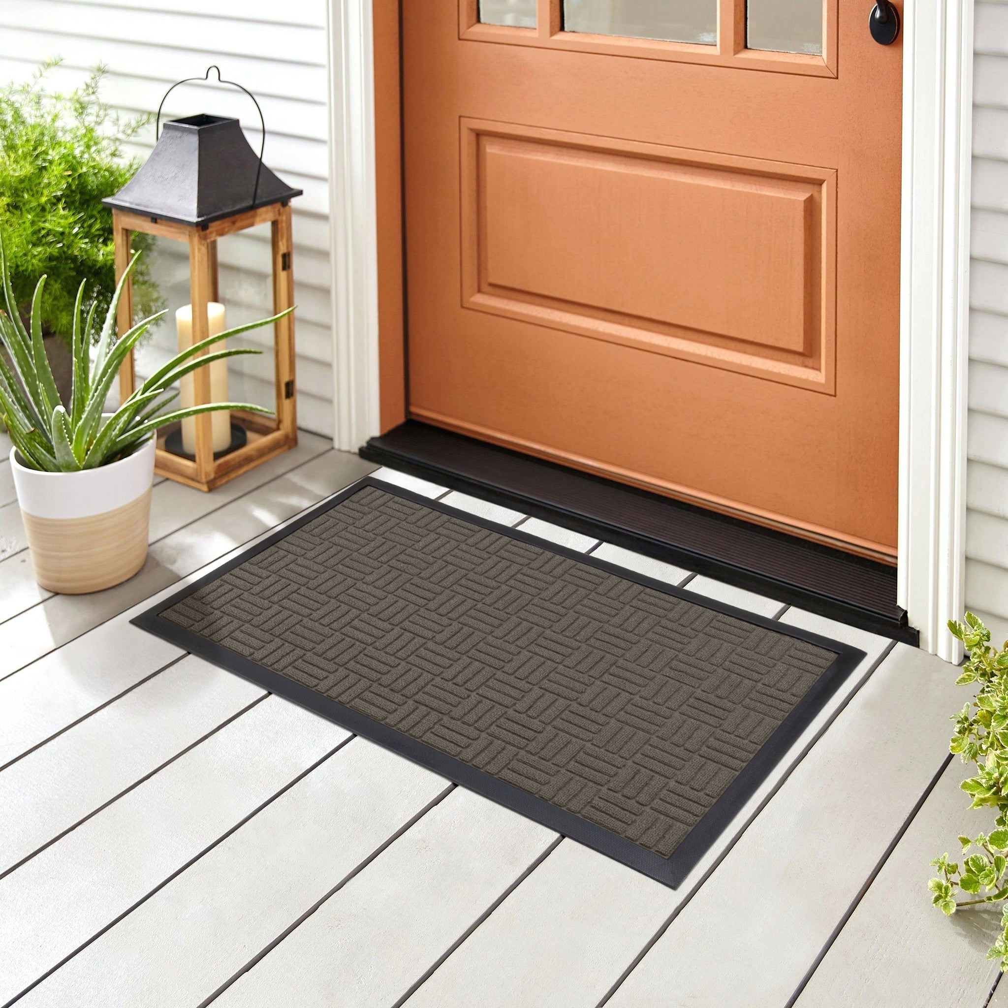 Medium All-Weather Door Mat - Maze
