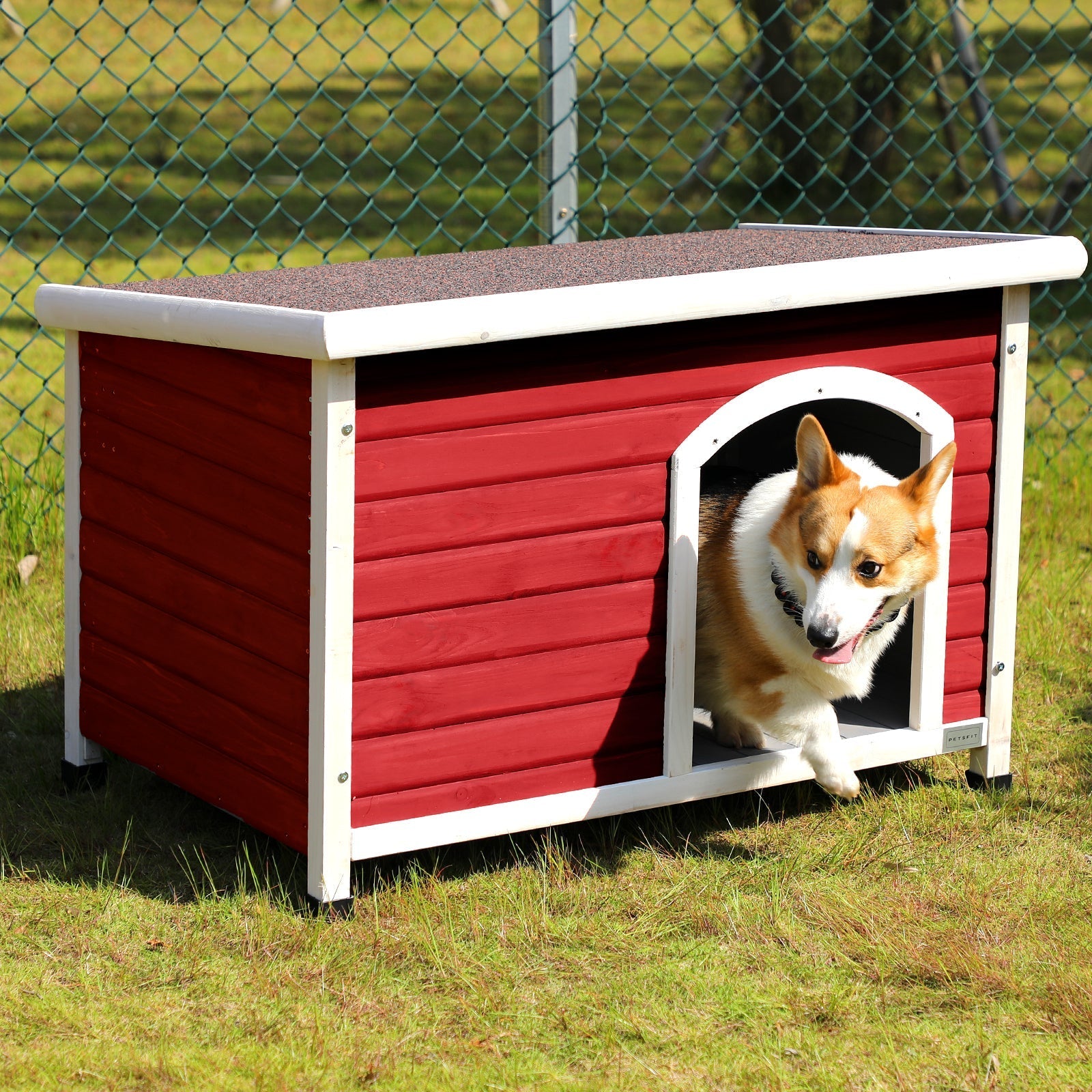 PETSFIT Weatherproof Wooden Outdoor Dog House