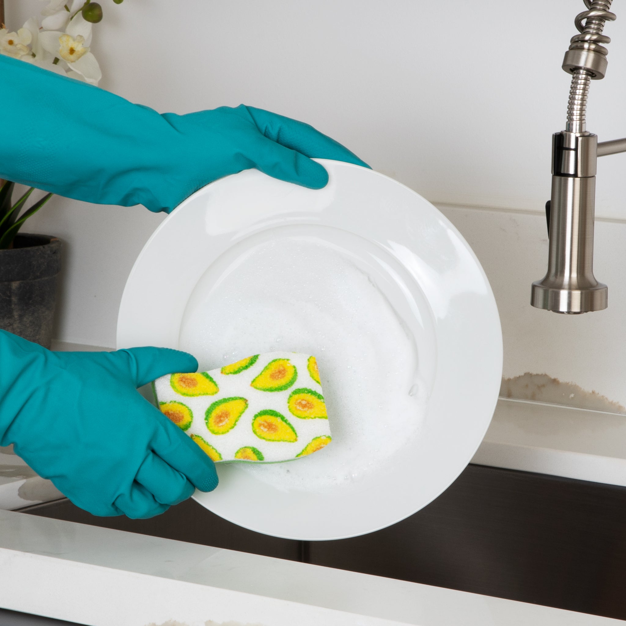 Smart Design Non-Scratch Cellulose Smart Scrub Sponge - Ultra Absorbent - Ergonomic Shape - Cleaning, Dishes, & Hard Stains